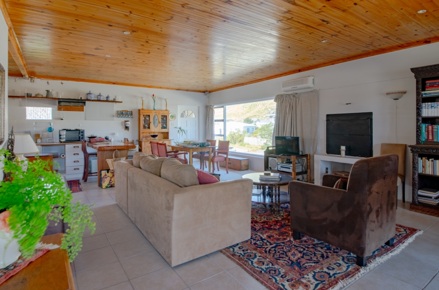 4 Bedroom Property for Sale in Pringle Bay Western Cape